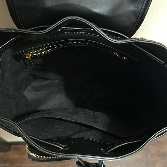 Black Leather Backpack - Picture 4 of 13